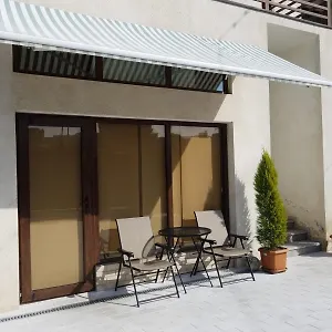  Апартаменты House In